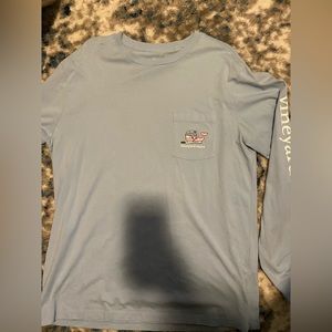 Vineyard vines t shirt